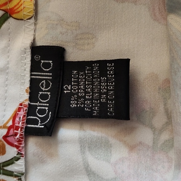 Rafaella Mini Skirt White, Red & Green Floral Print Tropical Sateen Size 12 NWT - Picture 6 of 12